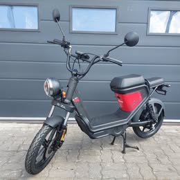 KEEWAY EZI MINI ELEKTROMOS